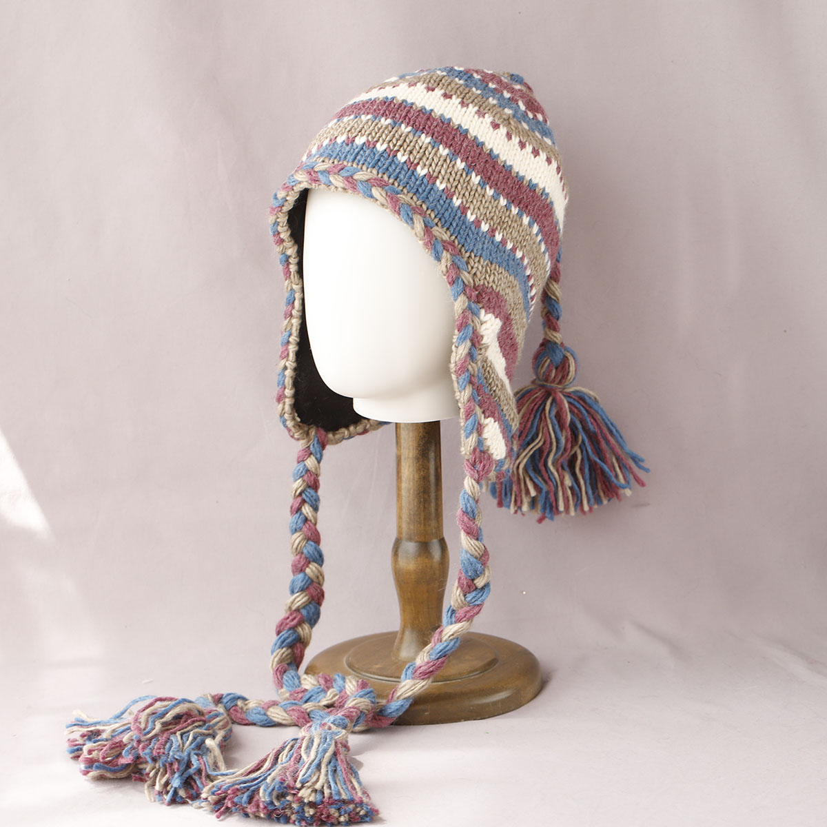 bomberbraid hair Hand hook hat - огляд і ціна Winter Trapper Hat